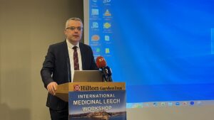 ANTALYA (AA) – Isparta'nın Eğirdir ilçesinde düzenlenen "Uluslararası Tıbbi Sülük