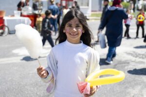 - Etkinlikte uçakları, hava şehitlerinin kıyafetlerini, madalya ve bröveleri, bazı