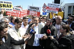 İSTANBUL (AA) – İETT'ye bağlı özel halk otobüsü sahipleri, İstanbul