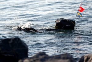 İSTANBUL (AA) – SELAMİ KÜÇÜKOĞLU – İsveçli yüzücü Jari Cennet