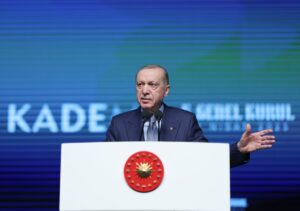 İSTANBUL (AA) – Cumhurbaşkanı Recep Tayyip Erdoğan, "Fıtraten kadın ve