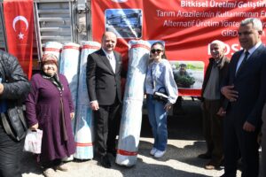 KASTAMONU (AA) – Kastamonu'da, Tarım ve Orman Müdürlüğünün "Sera örtüsü