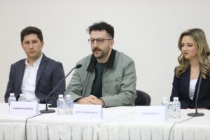 KIRKLARELİ (AA) – Kırklareli Üniversitesinde (KLÜ) "Ekranın İki Yüzü, Sahada