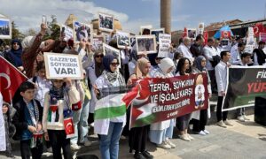 KIRŞEHİR (AA) – Kırşehir ve Sivas'ta, İsrail'in Gazze'ye yönelik saldırılarına