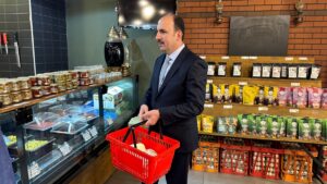 İZMİR (AA) – İstanbul Büyükşehir Belediyesine (İBB) yönelik yolsuzluk soruşturması