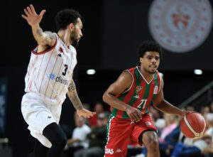 - Manisa Basket Divissa: 100 - Karşıyaka: 79
