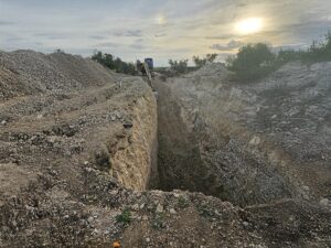 MERSİN (AA) – Mersin'in Tarsus ilçesinde, tarihi eser bulmak için
