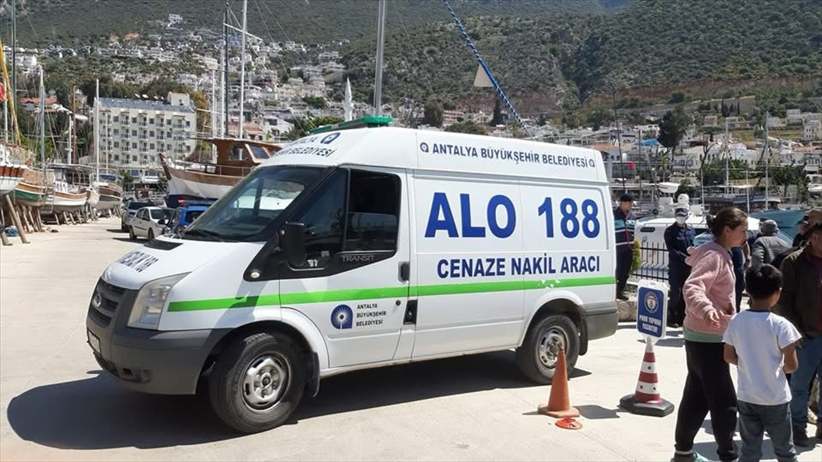 Muğla'da denize düşen kişinin cesedi, Kaş kıyısında bulundu