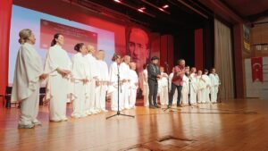 BURSA (AA) – Şair ve yazar Nazım Hikmet Ran'ın yazdığı