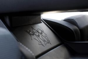 - Şirket, çeşitli sürprizlerle kullanıcılarının yüzünü güldürüyor