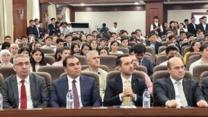 TAŞKENT (AA) – Özbekistan’daki Dünya Ekonomisi ve Diplomasi Üniversitesi’nde Türk