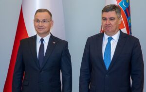 ZAGREB (AA) – Polonya Cumhurbaşkanı Andrzej Duda, ülkesinin donanımlı ve