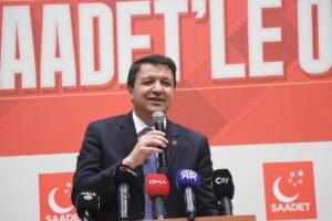 - "Deprem meselesi, siyasete malzeme edilecek bir mesele değildir"