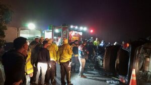 SAMSUN (AA) – Samsun'un Çarşamba ilçesinde iki otomobilin çarpışması sonucu