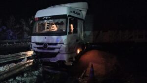 - Kaza sebebiyle, Samsun-Ankara kara yolunun Amasya istikameti ulaşıma kapandı