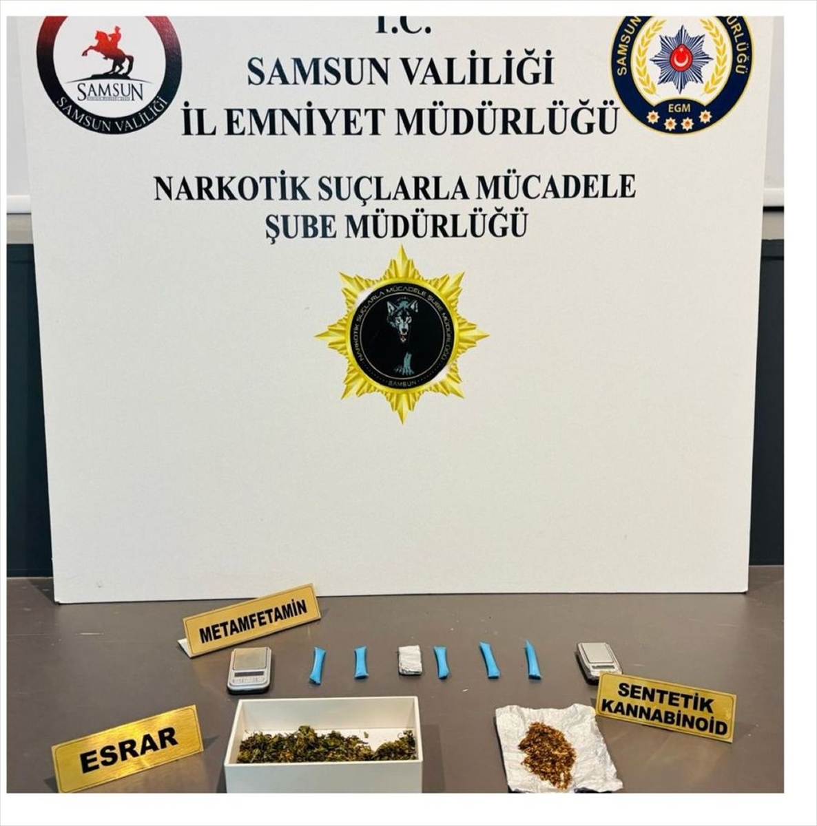 Samsun'da uyuşturucu operasyonunda 3 kişi gözaltına alındı