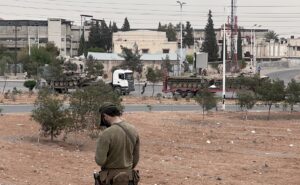 - İsrail'in sabah saatlerinde Şam'da güvenlik güçlerini hedef alan SİHA