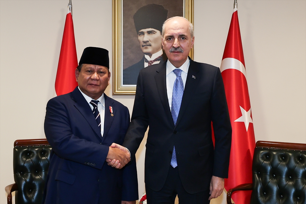 TBMM Başkanı Kurtulmuş, Endonezya Cumhurbaşkanı Subianto ile görüştü