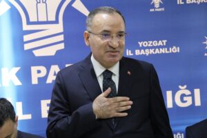 - "Dünyanın her yerinde en güvenilir göz, en güvenilir kulak