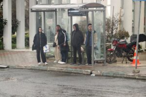 TEKİRDAĞ (AA) – Tekirdağ'da etkili olan sağanak hayatı olumsuz etkiledi.