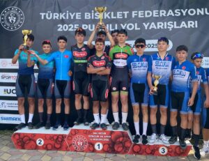 İSTANBUL (AA) – Torku Şekerspor Kulübü sporcuları, Türkiye Bisiklet Federasyonunca