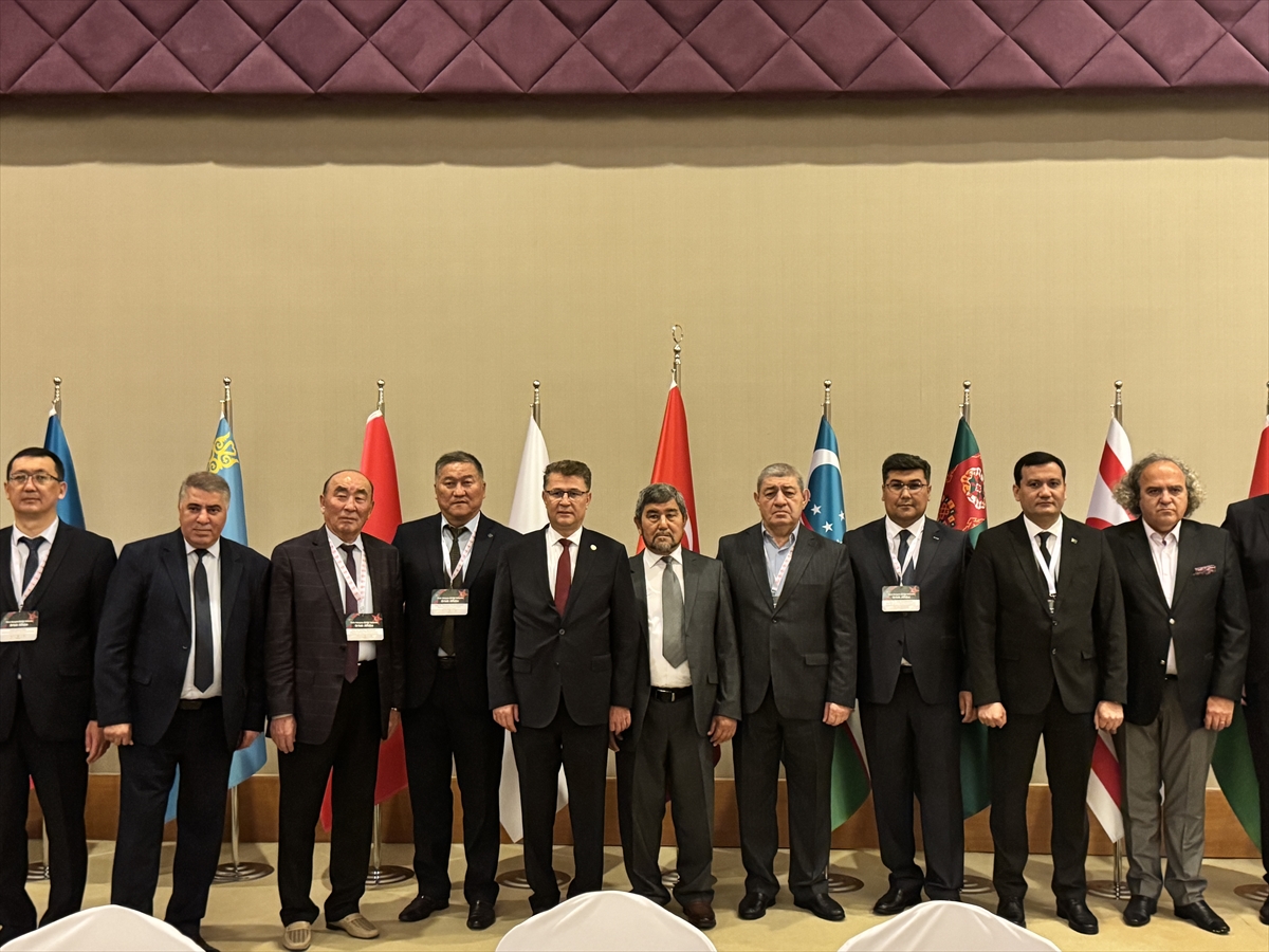 “Türk Dünyası Birliği Yolunda Ortak Alfabe Çalıştayı” Antalya'da başladı