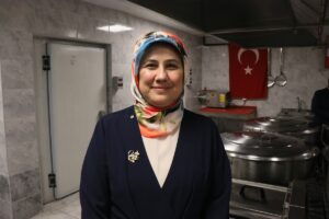 İZMİR (AA) – TEZCAN EKİZLER – Türk Kızılay Genel Başkanı