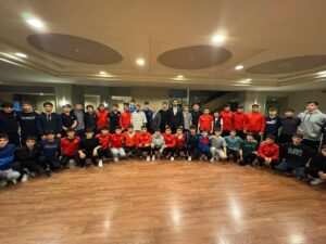 ANKARA (AA) – Türkiye Güreş Federasyonu Başkanı Taha Akgül, 17