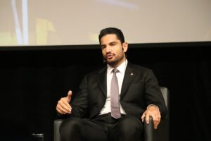 - "Güreşe bir sistem getirmek istiyorum. Bunu yapabileceğime inanıyorum"