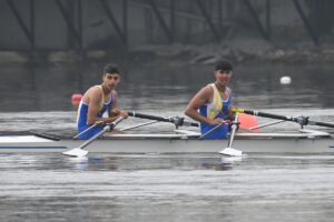 EDİRNE (AA) – Uluslararası Meriç Kürek Yarışları, Edirne'de başladı. Meriç