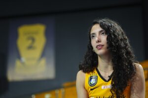 İSTANBUL (AA) – CEREN AYDINONAT – VakıfBank'ın orta oyuncusu Deniz