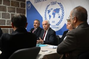 - "Maalesef bütün kamunun gözü önünde İstanbul Belediyesi'nin kamu kaynaklarını