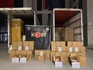 YALOVA (AA) – Yalova'da düzenlenen operasyonda 2 kamyonette toplam 1500