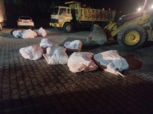 ADANA (AA) – Adana'nın Pozantı ilçesinde yolcu otobüsünün bagajındaki çuvallarda