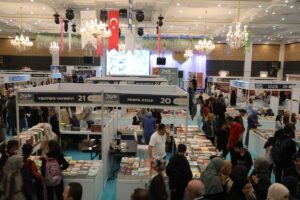 IĞDIR (AA) – Iğdır'da bu yıl ikincisi düzenlenen Kitap Fuarı'nın