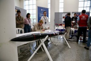 - Türkiye'nin havacılık ve uzay alanındaki geleceğini inşa edecek genç