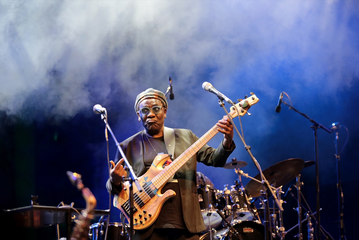 8. Antalya Akra Caz Festivali'nde Richard Bona sahne aldı