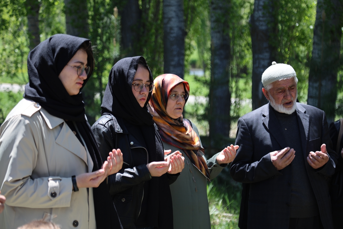 AA muhabiri Abdulkadir Nişancı, vefatının 6. yılında mezarı başında anıldı