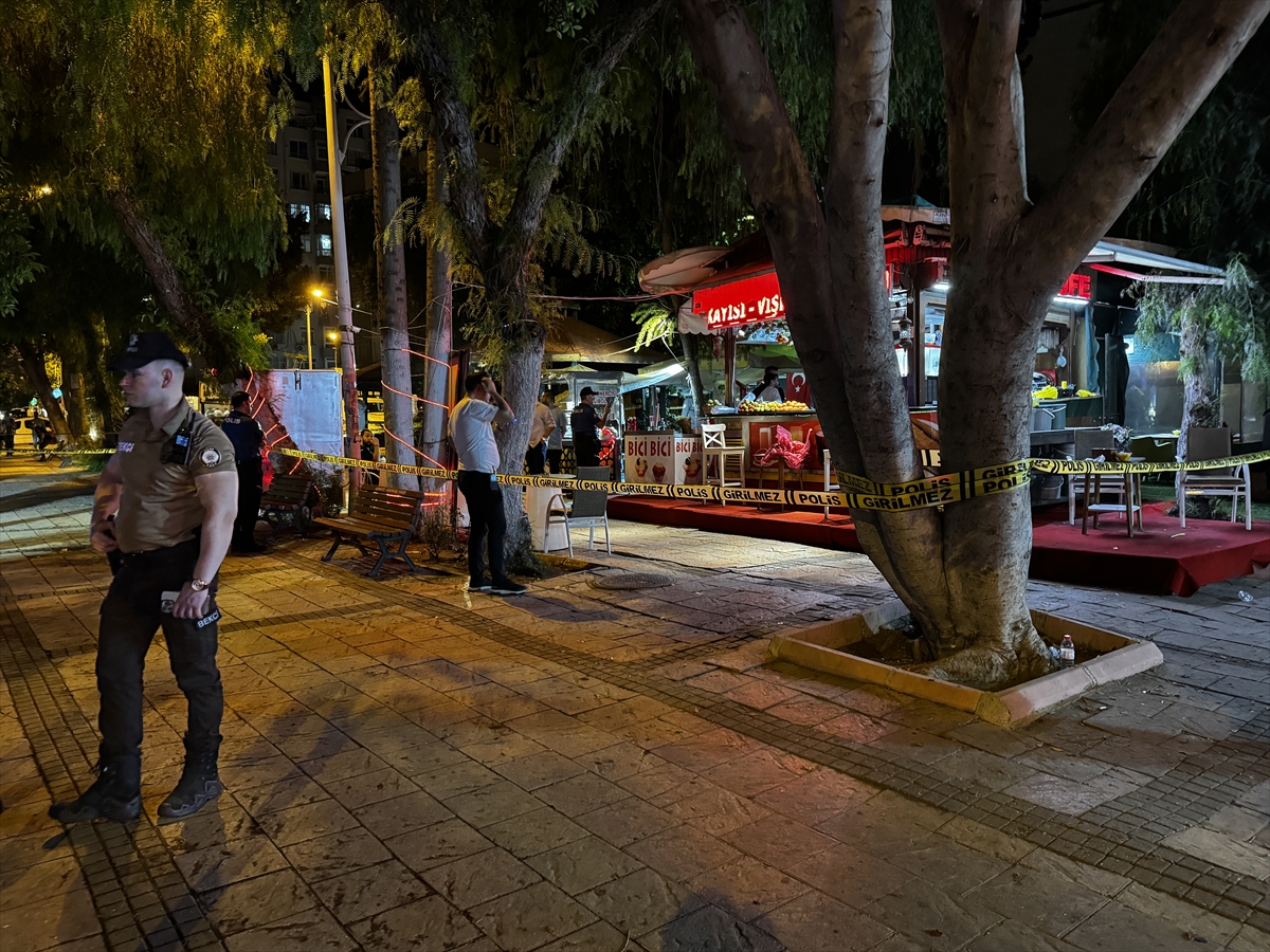Adana'da bir kişi eski karısını öldürüp intihar girişiminde bulundu