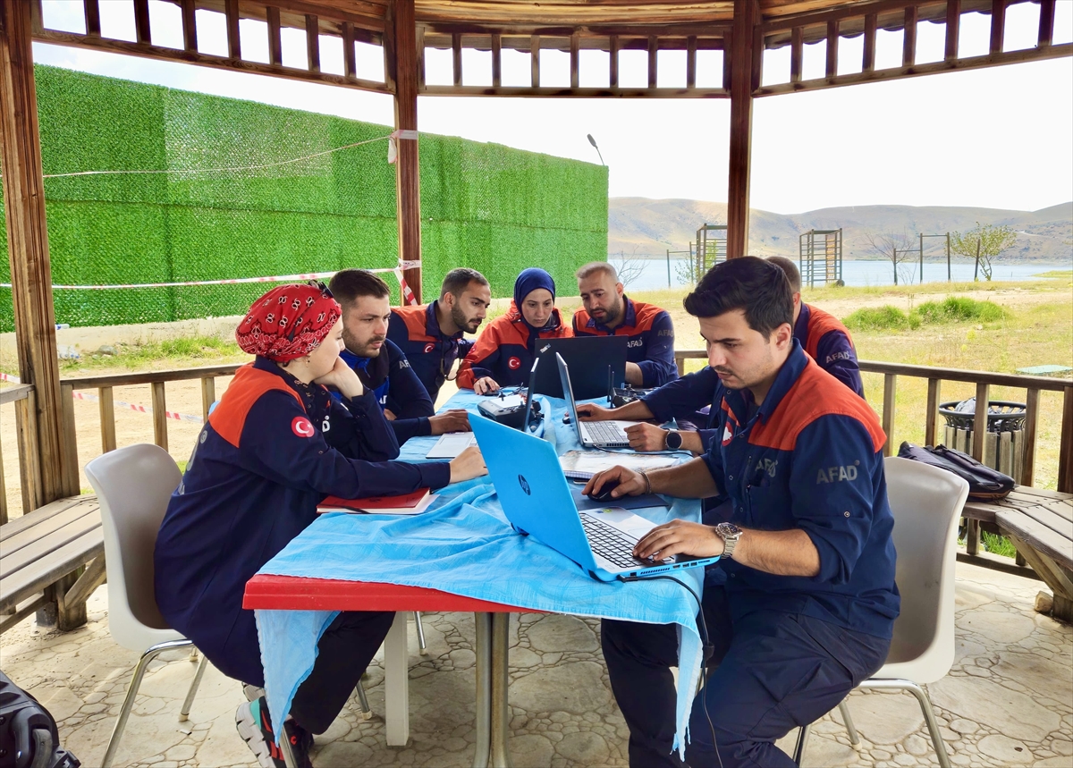 AFAD'ın “Dron ile Arazide Kayıp Arama Yarışması” Kırşehir'de başladı