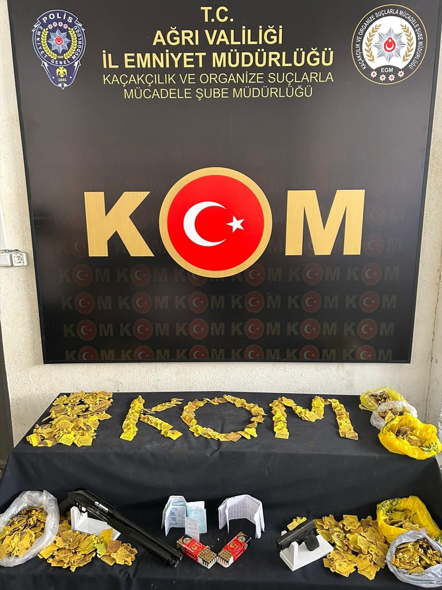 Ağrı'da usulsüz şekilde hayvan sevki yaptıkları iddiasıyla 9 şüpheli yakalandı