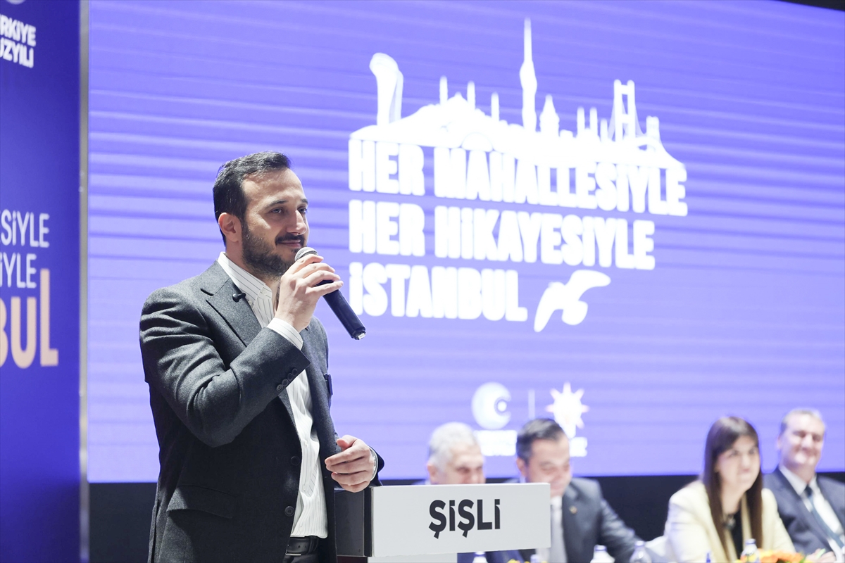 AK Parti İstanbul İl Başkanlığının İlçe Danışma Meclisleri sürüyor