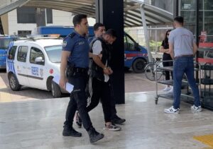 ANTALYA(AA) – Antalya'nın Alanya ilçesinde makilik alandaki yangını çıkardığı iddiasıyla