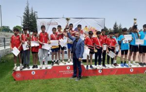 KÜTAHYA (AA) – Türkiye Atletizm Federasyonu tarafından düzenlenen Anadolu Yıldızlar