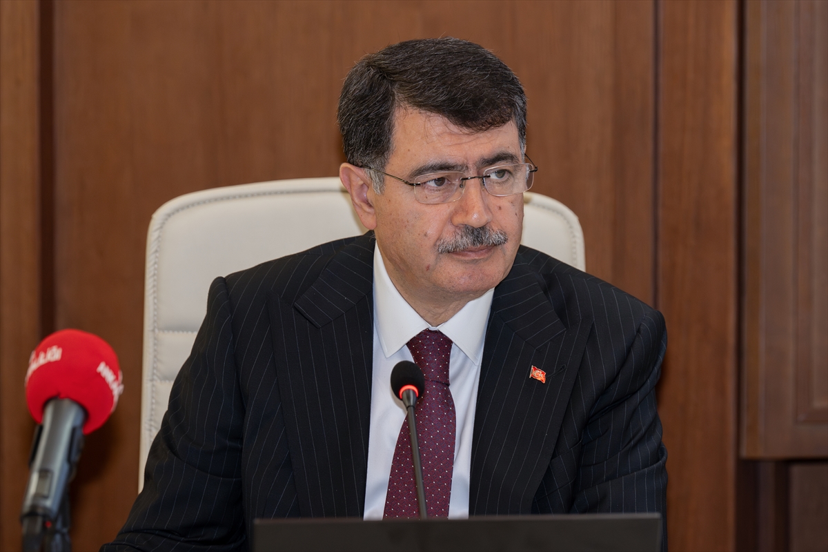 Ankara Valisi Şahin, “Hobi Bahçeleri”ne ilişkin toplantıda konuştu: