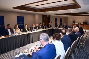 ANTALYA (AA) – Antalya'da "Kaleiçi Yangın Denetimleri Değerlendirme Toplantısı", Vali