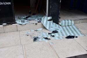 ANTALYA (AA) – Antalya'nın Muratpaşa ilçesinde "korku evi"nde çıkan yangında