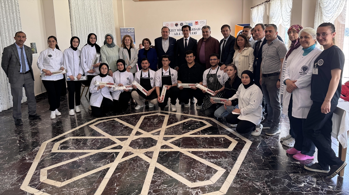 Ardahan Üniversitesinde kentin yöresel lezzetleri tanıtıldı