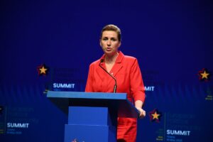 TİRAN (AA) – Arnavutluk'un başkenti Tiran'da 6'ncısı gerçekleştirilen Avrupa Siyasi