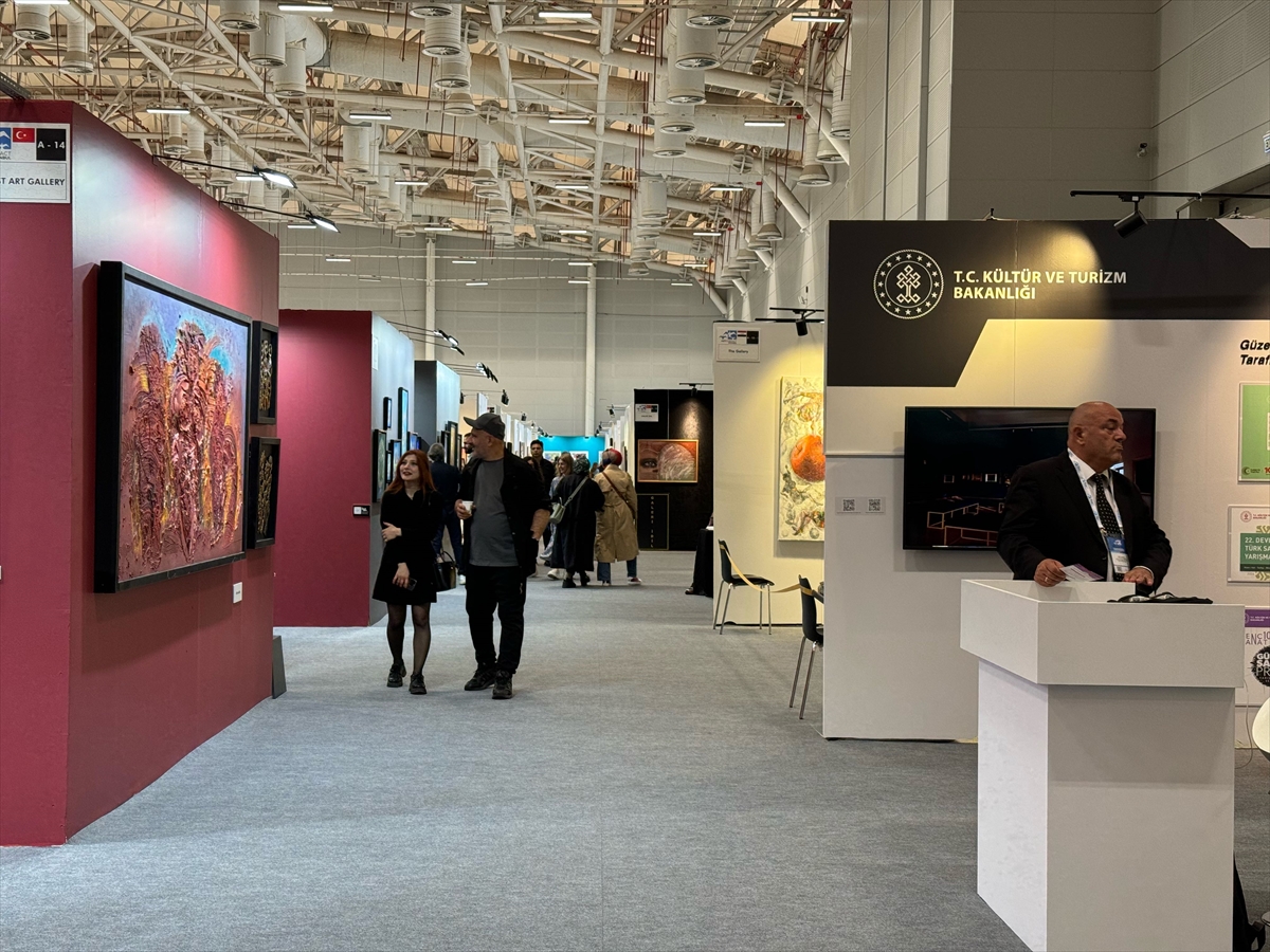 ArtContact İstanbul 5. Uluslararası Çağdaş Sanat Fuarı başladı